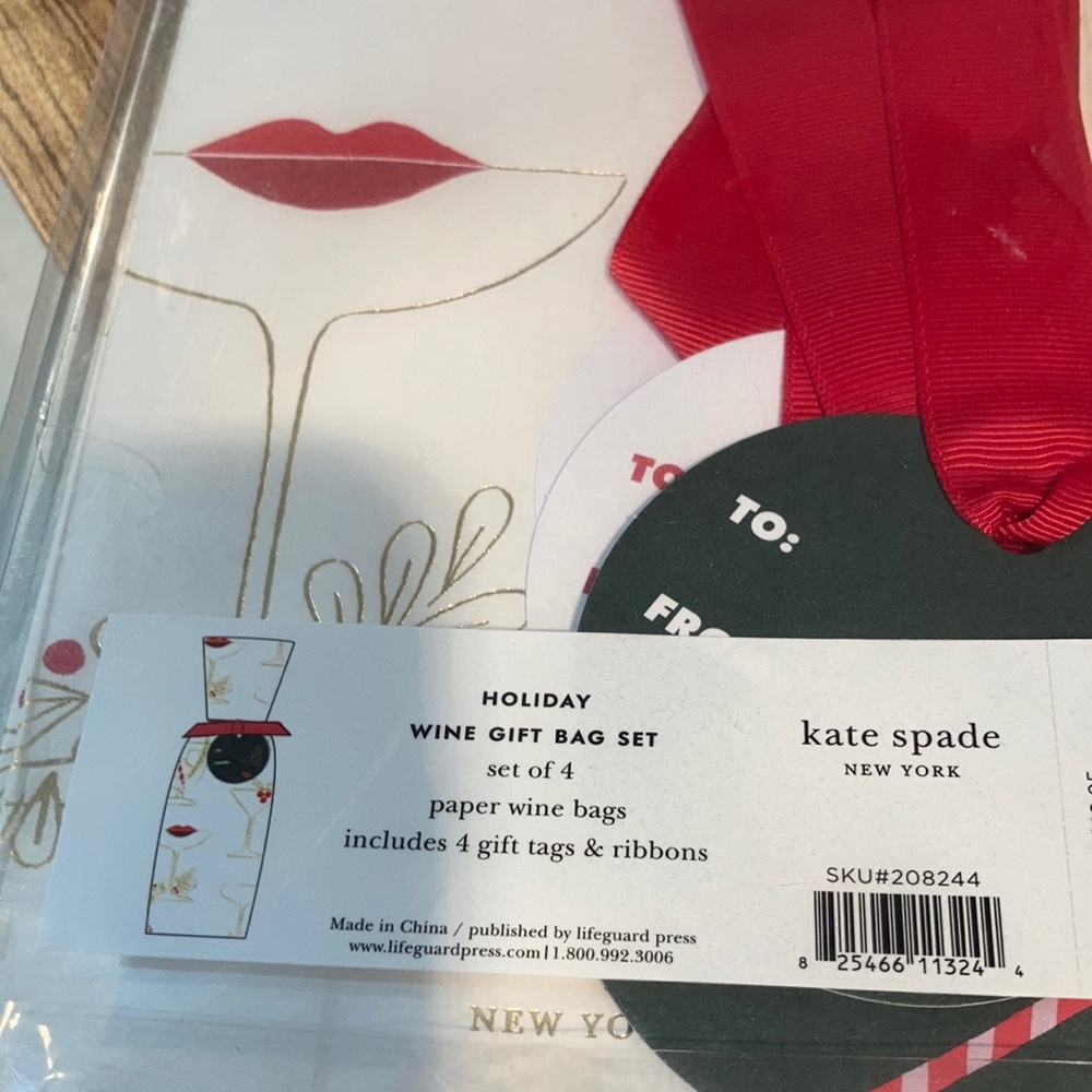 KATE SPADE NY Holiday paper wine gift bag set of 4 - Picture 4 of 7
